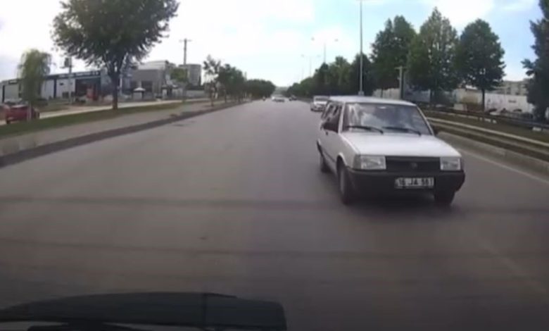 TOFAŞ ile ölümüne makas kamerada... Kaza böyle teğet geçti 1 tofas ile olumune makas kamerada kaza boyle teget gecti 471b0c8dd51e |
