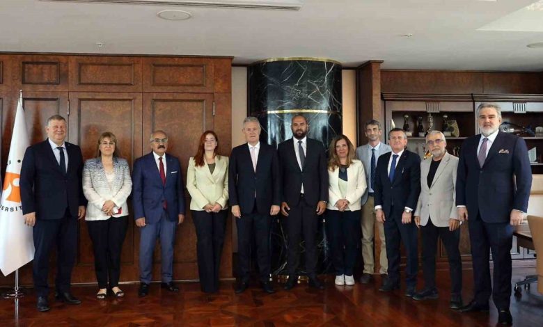 turkiye satranc federasyonundan iztoya ziyaret 4abf44f80bd3 |