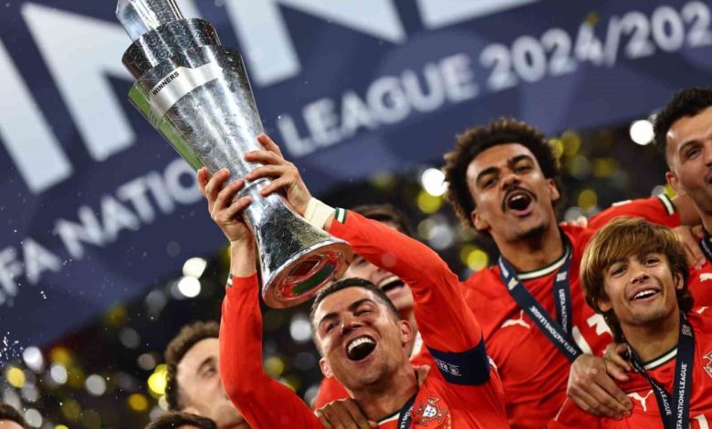 UEFA Uluslar Ligi şampiyonu Portekiz 1 uefa uluslar ligi sampiyonu portekiz b2ef0a54b8a9 |