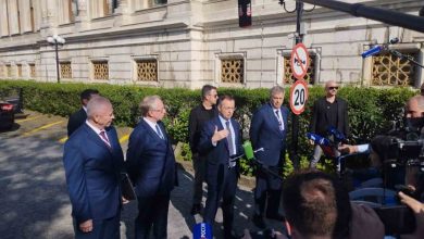ukrayna ve rusya heyetleri ciragan sarayindan ayrildi d6ec0d006803 |