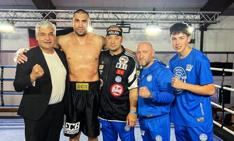 Ukraynalı Viktor Faust, ABD’li rakibi Christopher Lovejoy’u nakavt etti 1 ukraynali viktor faust abdli rakibi christopher lovejoyu nakavt etti 822c9bdd440e |