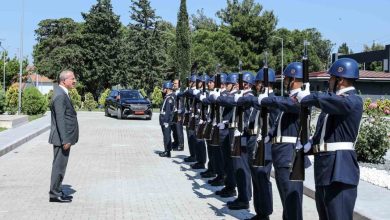 vali toroman jandarma teskilatini ziyaret ederek 186nci kurulus yildonumunu kutladi cd1df5b58301 |