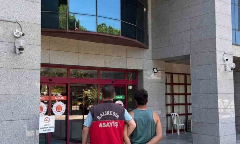 104 yil hapis cezasi alan firari yakalandi 78728e267f30 |