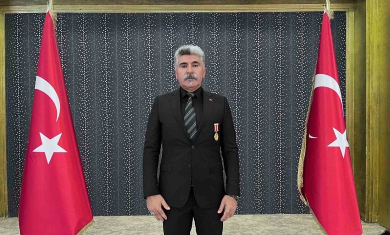 15 Temmuz gazisinden "Terörsüz Türkiye" sürecine destek 1 15 temmuz gazisinden terorsuz turkiye surecine destek f3481d9aea58 |