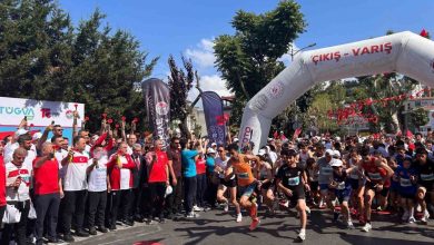 15 temmuz sehitlerini anmak icin cengelkoy 5 vatan kosusunda kostular 061455eea7ff |