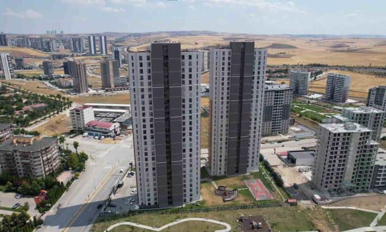 3 kişiye mezar olan bina "Hayata Değer" sloganıyla tanıtıldı 1 3 kisiye mezar olan bina hayata deger sloganiyla tanitildi 3855a77c5d4e |