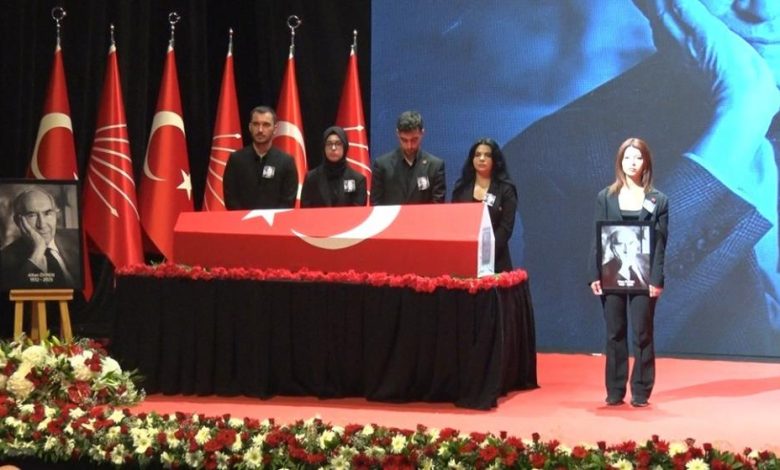 Altan Öymen için CHP Genel Merkezi’nde cenaze töreni düzenlendi 1 AW501609 04 |