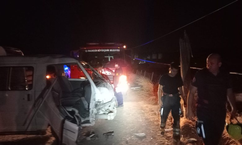 Burhaniye'de Kamyonet Direğe Çarptı 1 WhatsApp Gorsel 2025 07 07 saat 02.08.14 25614fc5 |