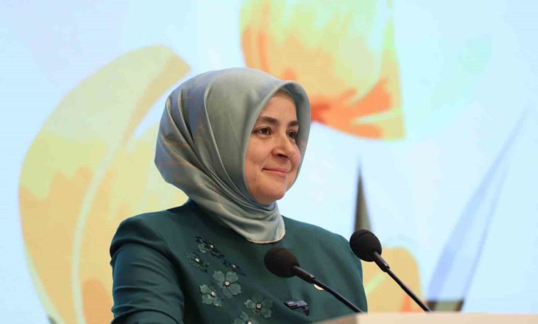 ak parti kadin kollarinin duzenledigi kadin kollari liderlik akademisi sona erdi 7e974f857e8b |