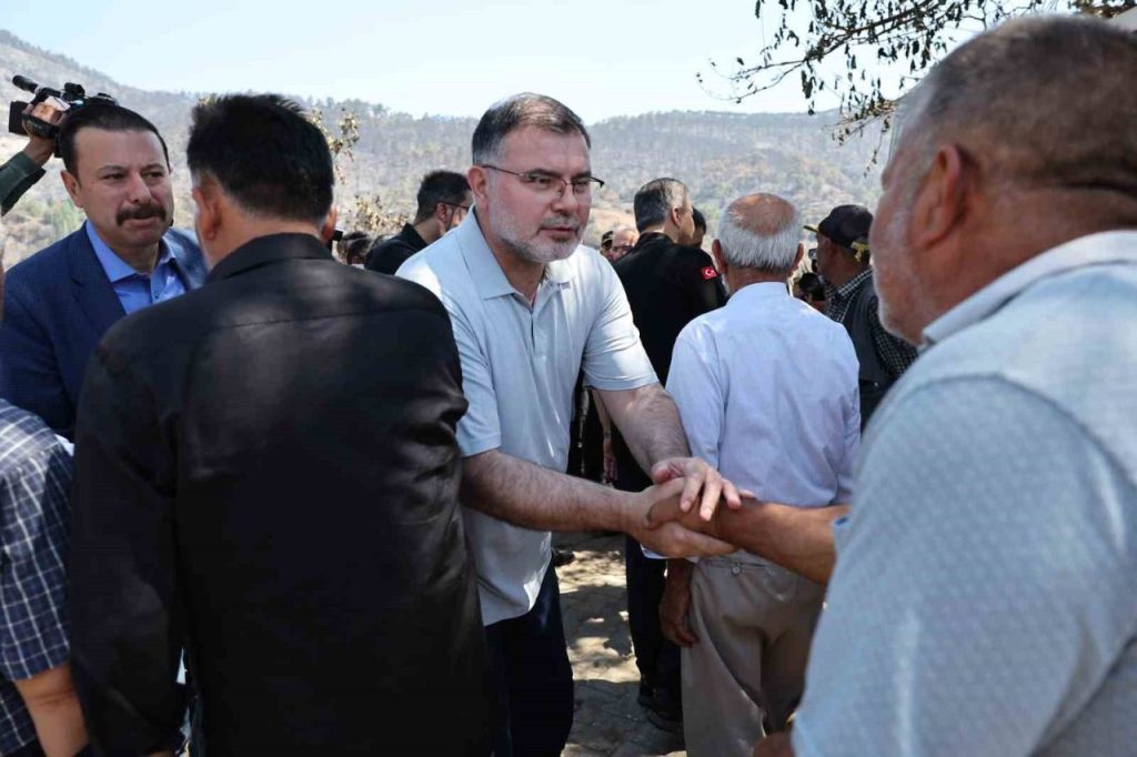 ak partili saygili cumhurbaskanimiz izmiri anbean takip ediyor kimse magdur edilmeyecek 303fcd7c19dd |