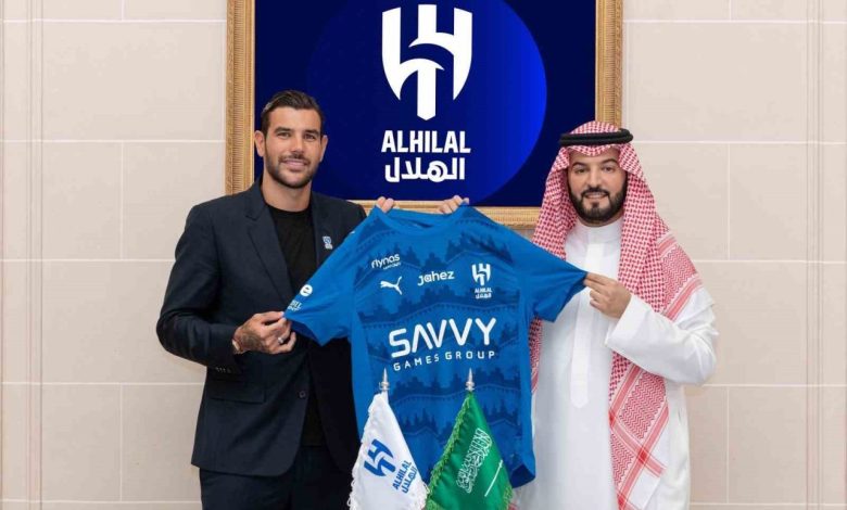 al hilal theo hernandezi transfer etti 2ec7f5ba8a28 |