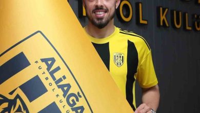 aliaga fk vanspordan harun kavaklidereyi renklerine bagladi eaad2f26df96 |