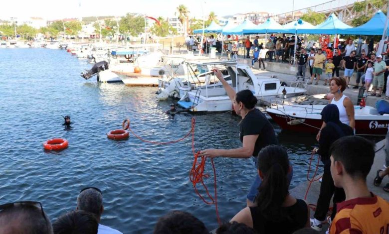 aliagada denizcilik ve kabotaj bayrami kutlandi 949114ed2175 |