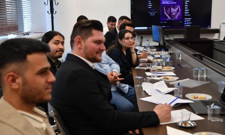 amerikanin sosyal medyasina karsi ankaradan yanit oppenza 6f5e65406ffd |