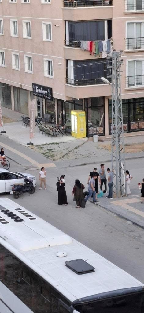 ankarada motosiklet otomobile carpti 1 yarali bab9b3193450 |