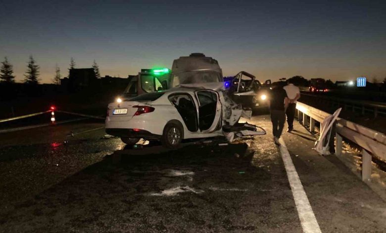 Ankara’da ters yöne giren araç minibüs ile kafa kafaya çarpıştı: 1 ölü 1 ankarada ters yone giren arac minibus ile kafa kafaya carpisti 1 olu c04339ff9814 |