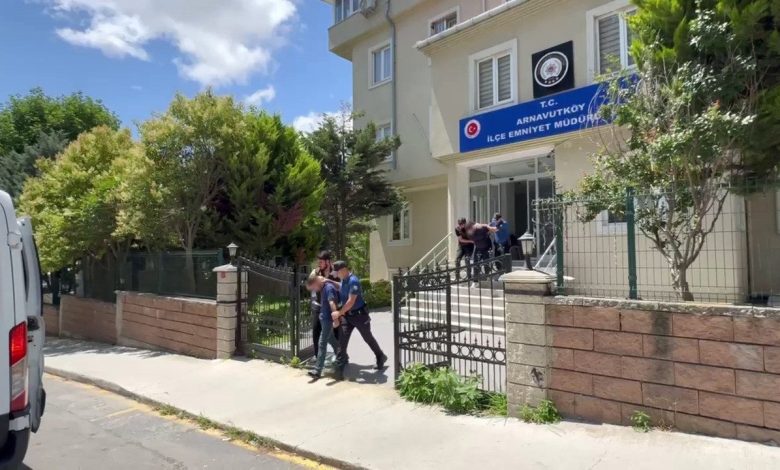arnavutkoyde is yeri sahibine silahli saldiri duzenleyen zanlilar yakalandi 629abc311799 |