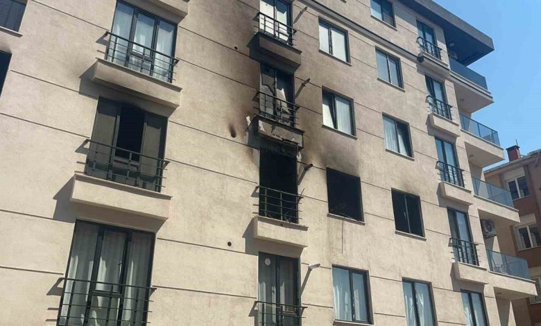 Avcılar’da yangın: 1’i ağır 3 yaralı 1 avcilarda yangin 1i agir 3 yarali 92888e882feb |