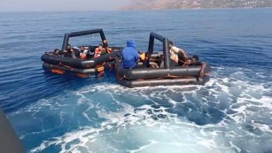 ayvacikta 19 kacak gocmen kurtarildi e74c41a4f55e |