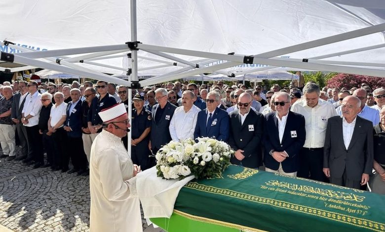 bagfas kurucusu recep gencer bandirmada son yolculuguna ugurlandi ca597028a3d1 |