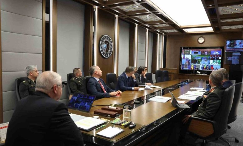 bakan guler ukrayna gonulluler koalisyonu tarafindan gerceklestirilen video telekonferans toplantisina katildi d0d8bb1a8884 |