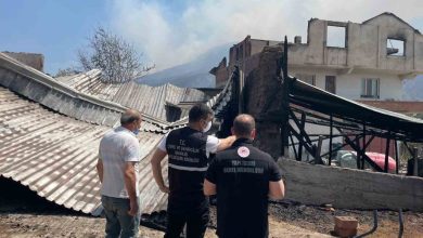 bakan kurum sakaryadaki yangin su ana kadar 7si konut toplam 12 bagimsiz bolumun yikik ve agir hasarli oldugunu tespit ettik 9158179d3409 |