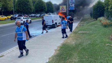 Bakırköy’de bir araç alev alev yandı 3 bakirkoyde bir arac alev alev yandi 856f0aab9853 |