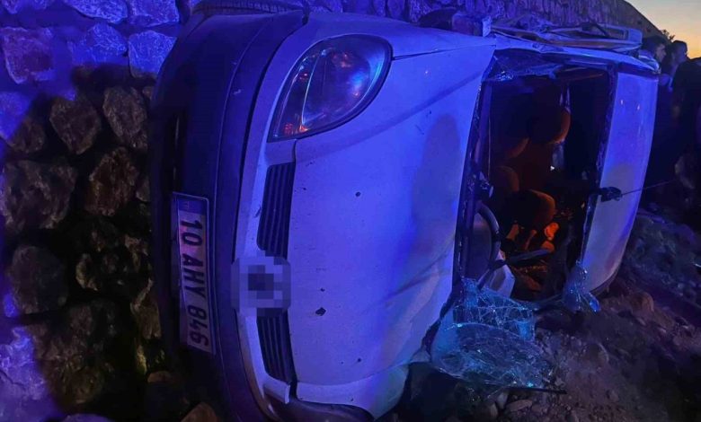 Balıkesir’de zincirleme trafik kazası: 1 ölü, 4 yaralı 1 balikesirde zincirleme trafik kazasi 1 olu 4 yarali 1528da773ca6 |