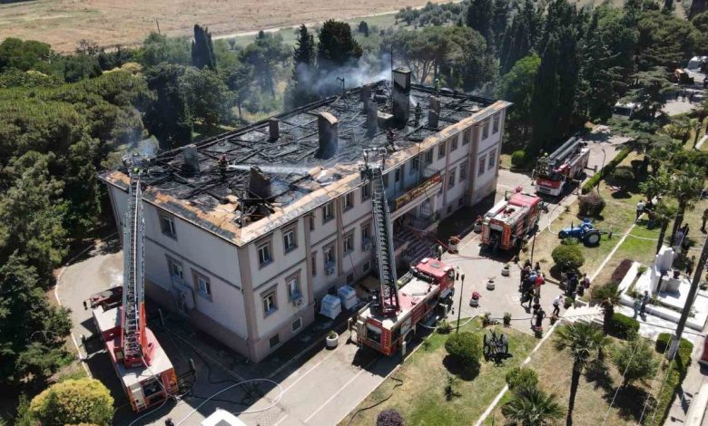 bandirmada koyunculuk arastirma enstitusunun catisinda yangin panigi 1406ecf2a7b8 |