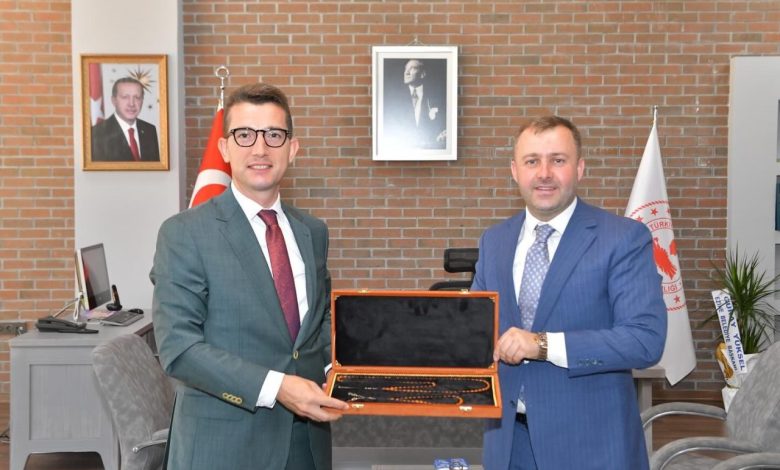 baskan guray yukselden kaymakam yusuf kaptanogluna hayirli olsun ziyareti 18eaa2a70446 |