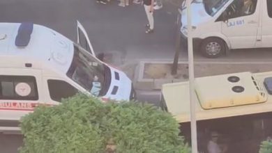 beylikduzunde yolun karsisina gecmek isteyen kadina araba carpti 3ce5ee2e8a26 |