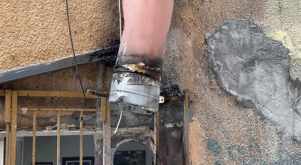 beyoglunda yangin panigi alevlerin yukseldigi anlar kamerada 05244c7e0ce4 |