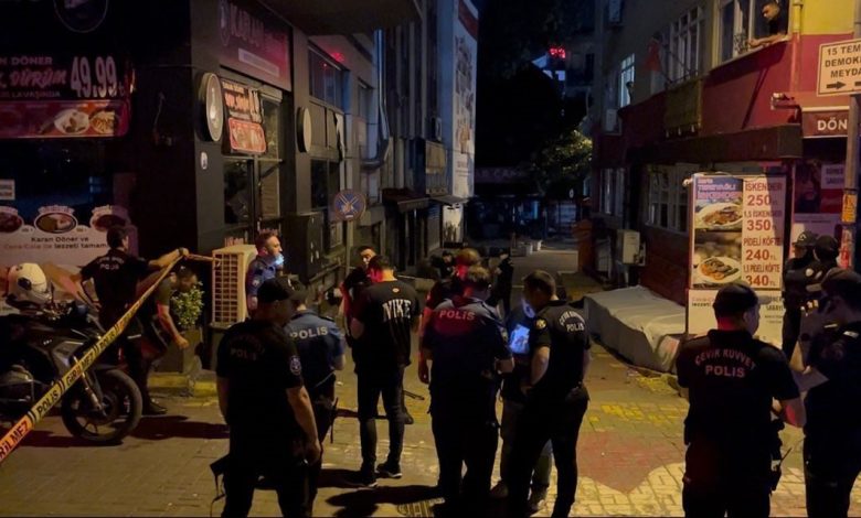 Bıçak çektiği polis tarafından bacağından vurulan şahıs tutuklandı 1 bicak cektigi polis tarafindan bacagindan vurulan sahis tutuklandi 0cb48fceb0e3 |