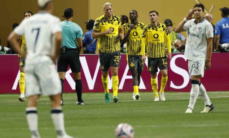 borussia dortmund fifa kulupler dunya kupasinda ceyrek finalde 8ab896a4c072 |