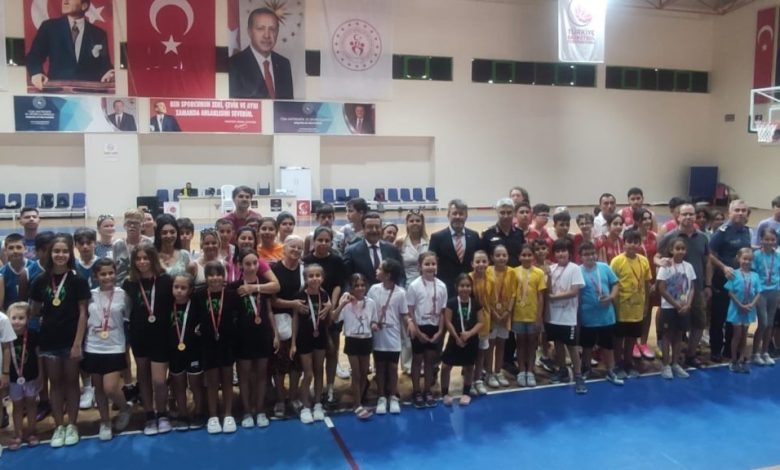 burhaniye de 15 temmuz spor yarismalari duzenlendi cab7c1088fbe |