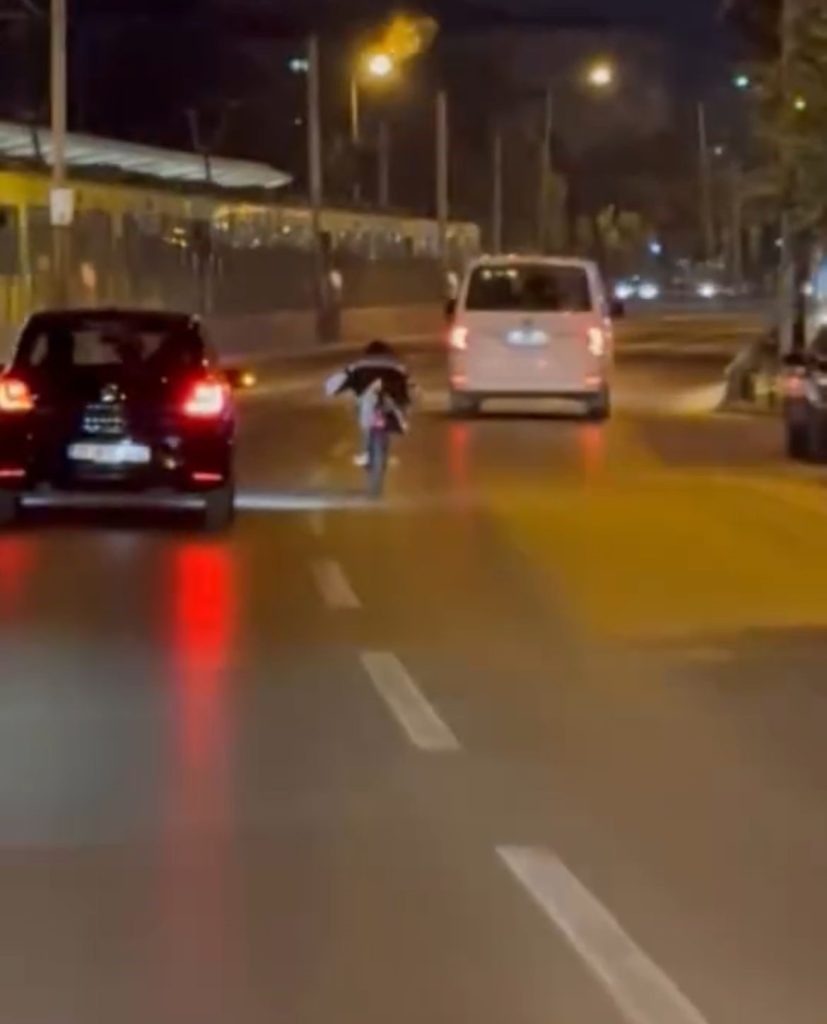 bursada biri tek teker digeri yatarak ilerledi 0d16fea5f12c |