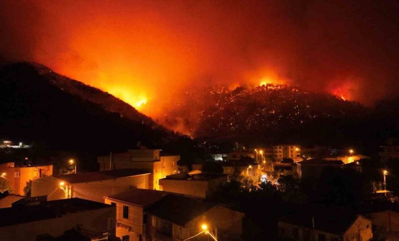 Bursa’da orman yangını 3 köyü tehdit etti, yangının havadan görüntüsü yürekleri dağladı 1 bursada orman yangini 3 koyu tehdit etti yanginin havadan goruntusu yurekleri dagladi 445ac0fbfd7e |