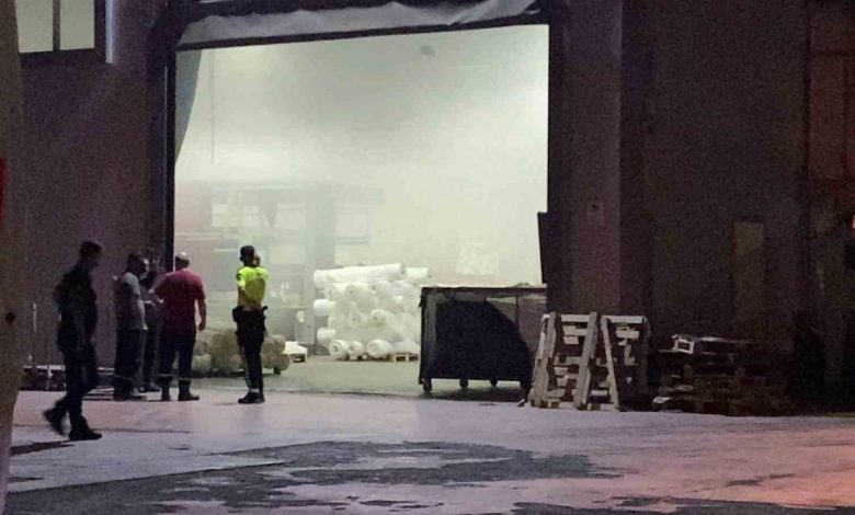 bursada tekstil fabrikasinda yangin b772fd8c18ea |