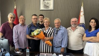 cesmeli gazetecilerden emniyet muduru kenara ziyaret 1ebc8ff6177f |