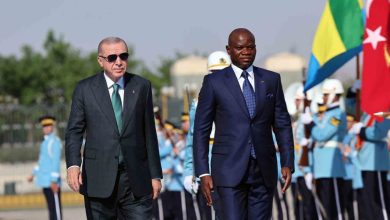 cumhurbaskani erdogan gabon cumhurbaskani nguemayi torenle karsiladi 89863604e958 |