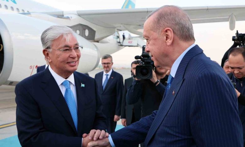 cumhurbaskani erdogan kazakistan cumhurbaskani tokayevi torenle karsiladi 8c224544d094 |