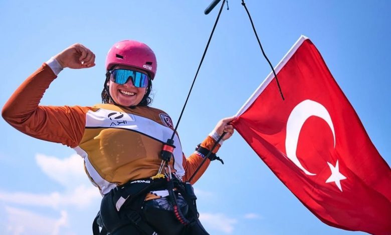 derin atakan avrupa gencler sampiyonu 896eb05b5250 |