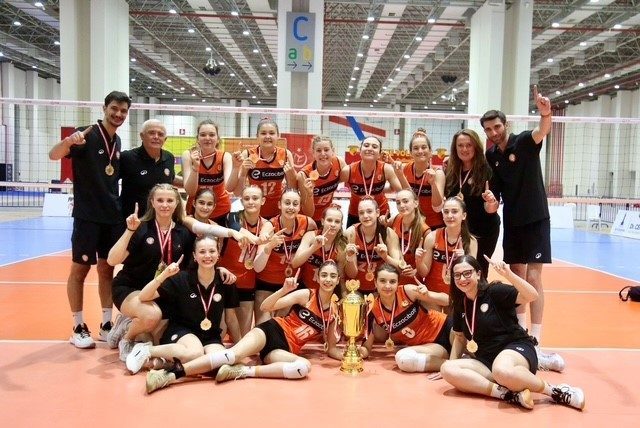 eczacibasi spor kulubunun altyapi takimlarindan 2024 2025 sezonunda onemli basarilar acd3fce39bff |