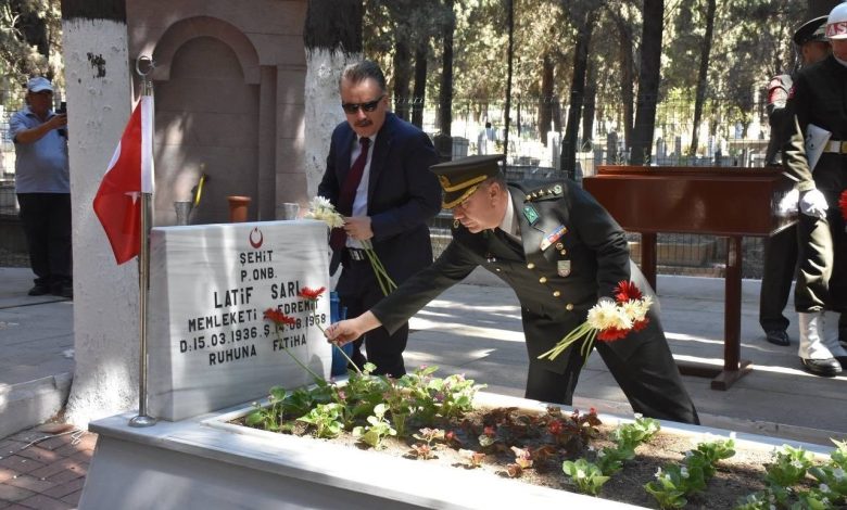 Edremit’te 15 Temmuz etkinlikleri şehitlik ziyaretiyle başladı 1 edremitte 15 temmuz etkinlikleri sehitlik ziyaretiyle basladi 9af3804d4262 |