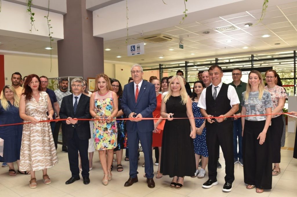 ege universitesinde 15 temmuz demokrasi ve milli birlik zaferin adi turkiye sergisi bfba71bc4096 |