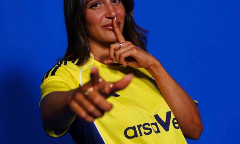 Elena Gracinda Santos, Fenerbahçe’de 1 elena gracinda santos fenerbahcede f7bb6aaed0bf |