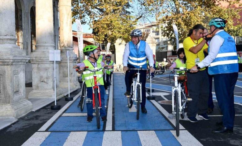 fatih belediyesinden tarihi yarimadada bisiklet turu 7d7c53dbe28f |