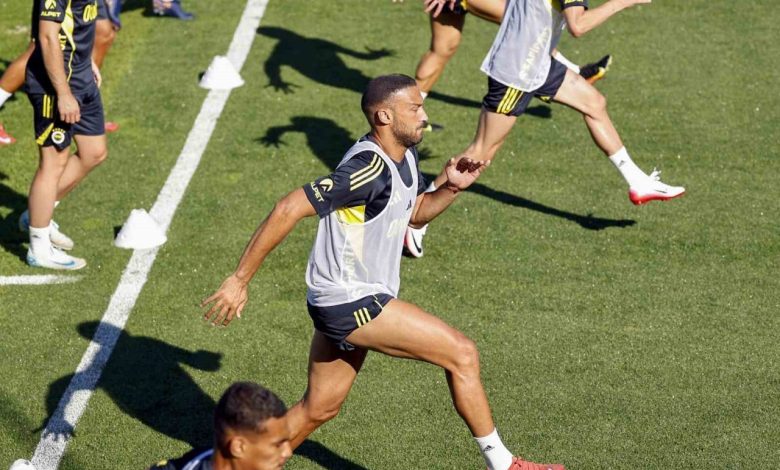 Fenerbahçe, yeni sezon hazırlıklarını akşam idmanıyla sürdürdü 1 fenerbahce yeni sezon hazirliklarini aksam idmaniyla surdurdu e2c7ca24ce54 |