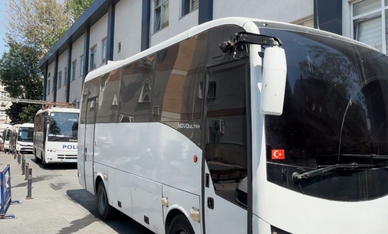 FETÖ’nün güncel yapılanmasında gözaltına alınan 51 şüpheli adliyeye sevk edildi 1 fetonun guncel yapilanmasinda gozaltina alinan 51 supheli adliyeye sevk edildi a94f31a95fc0 |