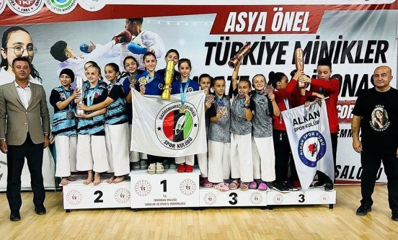 Gaziosmanpaşa Belediyesi Karate Takımı, Türkiye Şampiyonu Oldu 1 gaziosmanpasa belediyesi karate takimi turkiye sampiyonu oldu d08177103b97 |